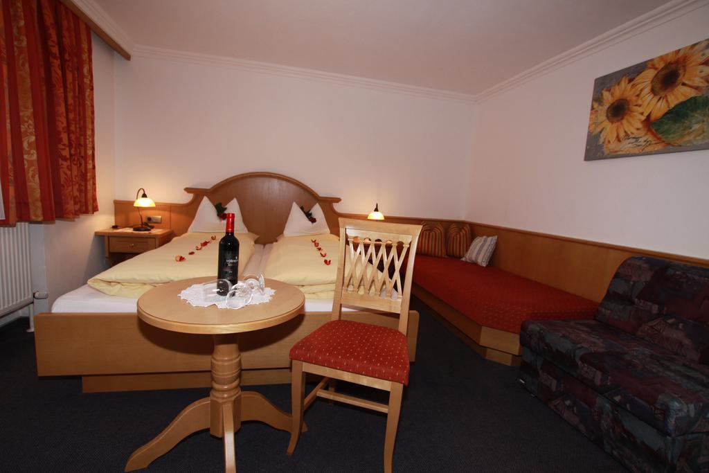 Gmuenderklause Hotel แกร์ลอส ภายนอก รูปภาพ