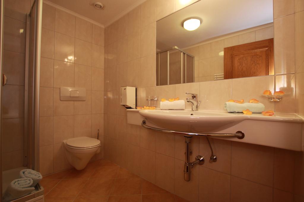 Gmuenderklause Hotel แกร์ลอส ภายนอก รูปภาพ