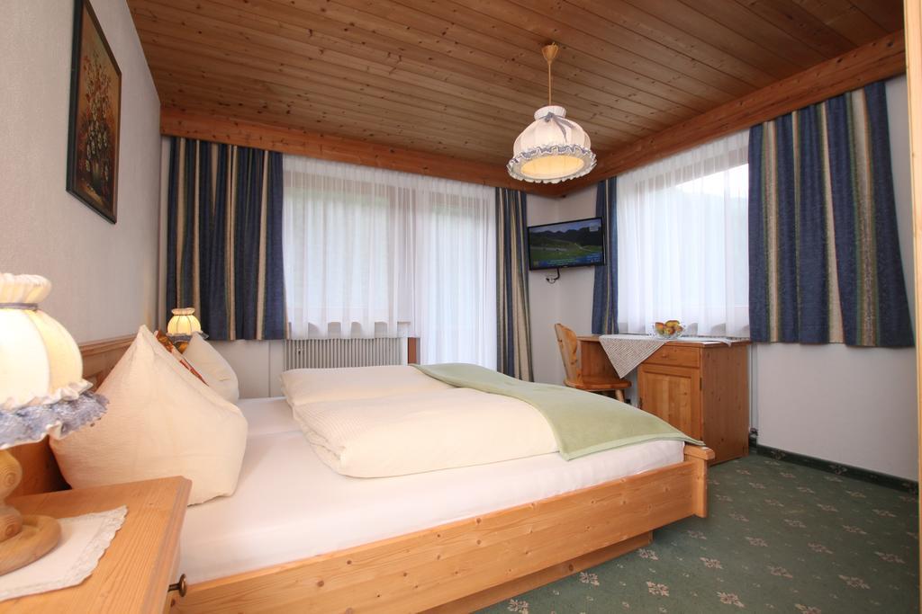 Gmuenderklause Hotel แกร์ลอส ภายนอก รูปภาพ